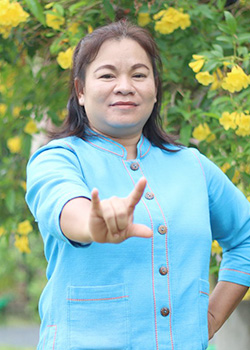 นางลัดดา จิตถนอม